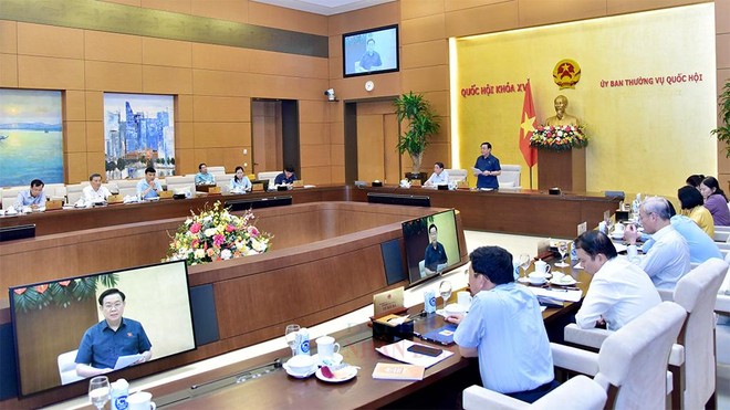 Phi&ecirc;n họp s&aacute;ng 6/7 của Ủy ban Thường vụ Quốc hội.