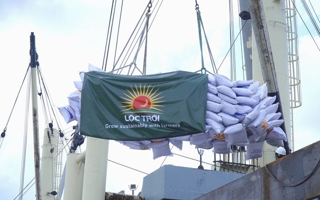 10/50 từDo thay đổi trong lịch c&ocirc;ng t&aacute;c của l&atilde;nh đạo v&agrave; để c&oacute; th&ecirc;m thời gian chuẩn bị, Tập đo&agrave;n Lộc Trời đ&atilde; quyết định chuyển ng&agrave;y tổ chức ĐHĐCĐ từ ng&agrave;y 14/7 sang ng&agrave;y 21/7. &nbsp;