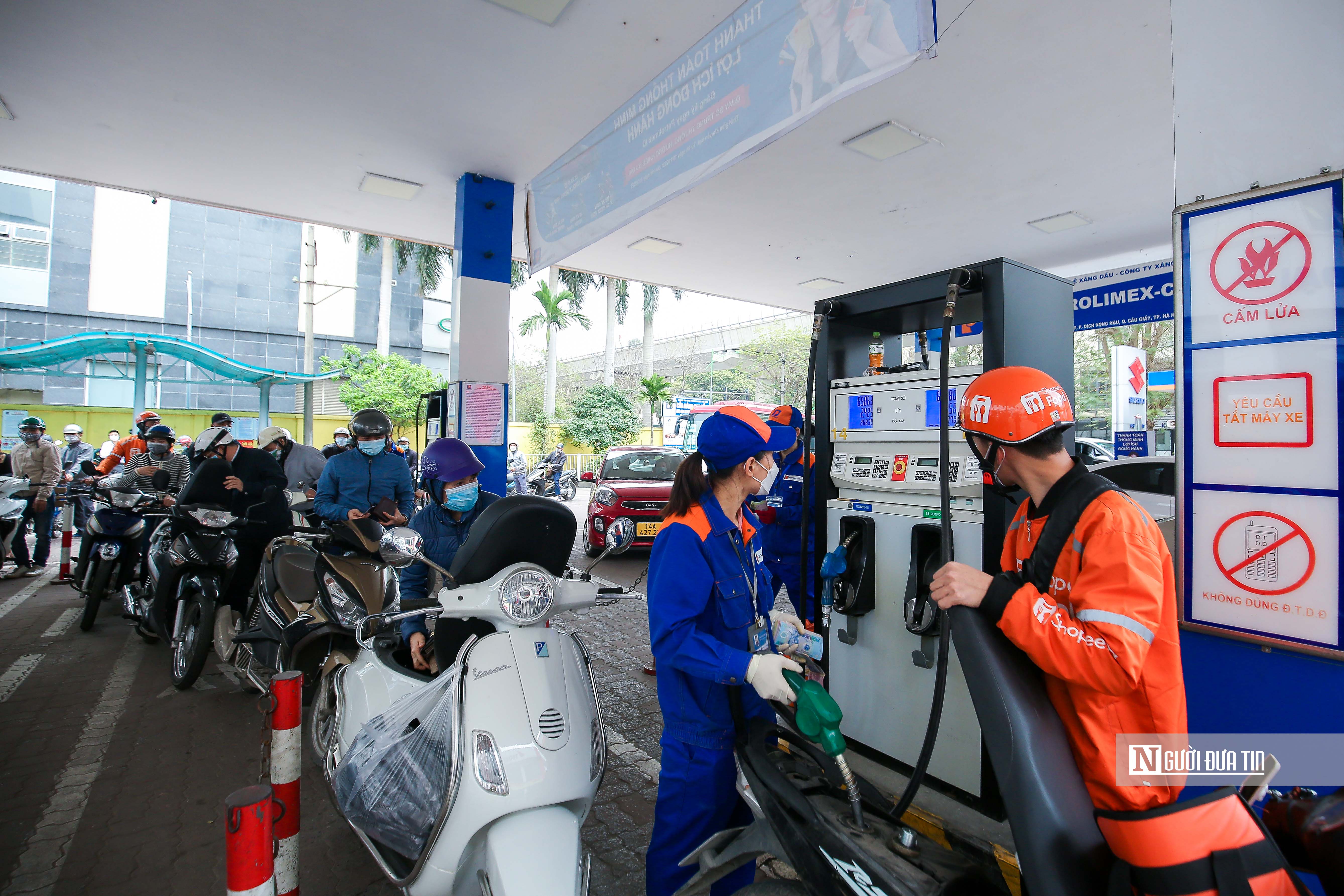 Thanh tra Ch&iacute;nh phủ y&ecirc;u cầu c&aacute;c bộ, ng&agrave;nh b&aacute;o c&aacute;o nhiều vấn đề trong c&ocirc;ng t&aacute;c quản l&yacute; nh&agrave; nước về kinhdoanh xăng dầu (Ảnh: Hữu Thắng).