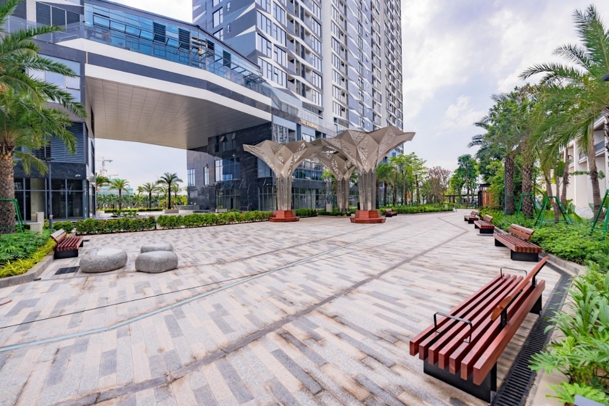 Một g&oacute;c nội khu xanh mướt tại Dự &aacute;n The Matrix One