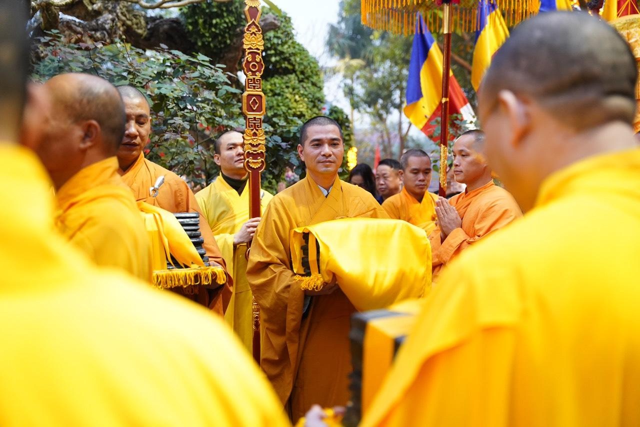 Lễ rước mộc bản "Cư trần lạc đạo ph&uacute;" (Ảnh: MIK Group).