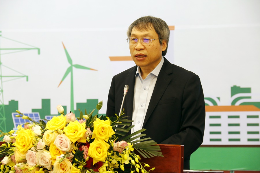 PGS.TS B&ugrave;i Quang Tuấn, Viện trưởng Viện Kinh tế Việt Nam.