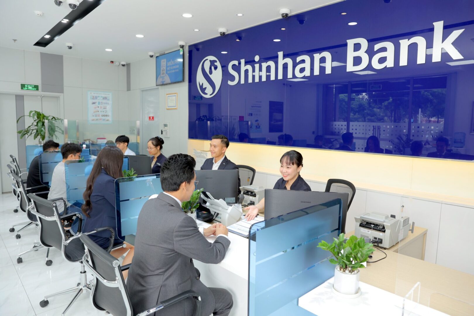 Thanh tra NHNN chỉ ra nhiều tồn tại của Shinhan Bank Việt Nam trong hoạt động cấp t&iacute;n dụng, xử l&yacute; nợ xấu.