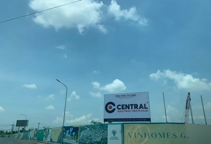 Nguy cơ mất vốn tại X&acirc;y dựng Central ng&agrave;y c&agrave;ng tăng cao khi một trong những "con nợ xấu&rdquo; của c&ocirc;ng ty h&eacute; lộ khoản nợ tỷ đ&ocirc; v&agrave; cao gấp&hellip; 2.320 lần vốn.