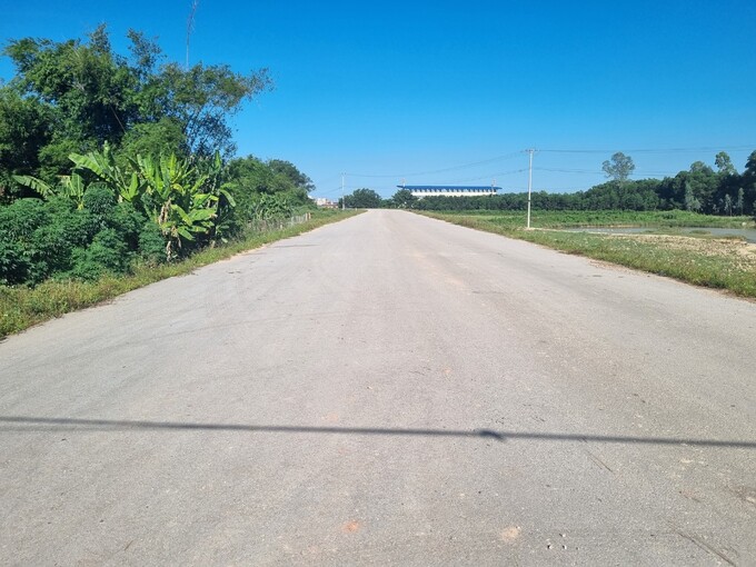 Dự &aacute;n đường giao th&ocirc;ng nối Tỉnh lộ 514 v&agrave; Quốc lộ 47C huyện Triệu Sơn đ&atilde; được cơ bản ho&agrave;n th&agrave;nh nhưng &iacute;t người qua lại. Để thực hiện dự &aacute;n, tỉnh Thanh H&oacute;a đ&atilde; giao 3 khu đất đẹp, diện t&iacute;ch gần 20ha cho doanh nghiệp để thanh to&aacute;n đối ứng.