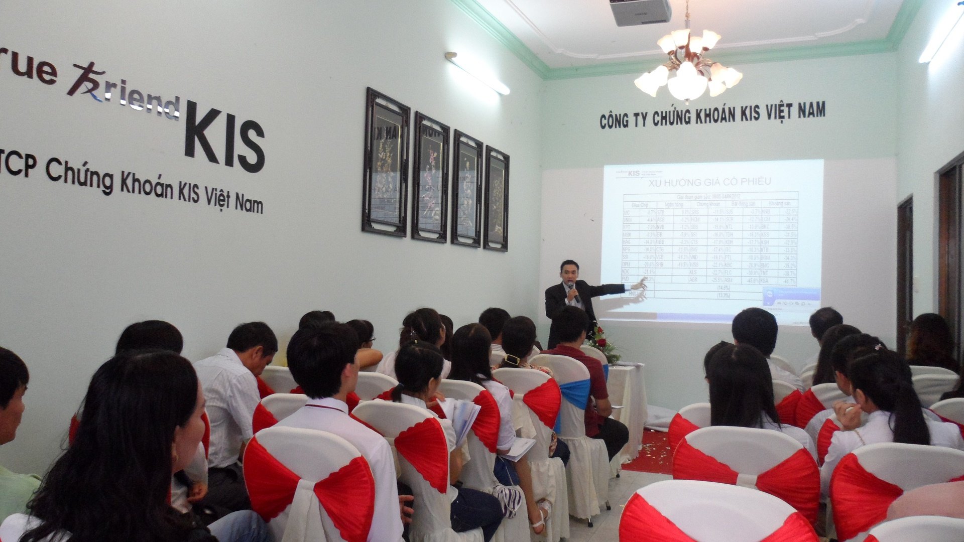 Chứng kho&aacute;n KIS l&agrave; c&ocirc;ng ty chứng kho&aacute;n thứ 2 c&ocirc;ng bố b&aacute;o c&aacute;o t&agrave;i ch&iacute;nh qu&yacute; II/2024