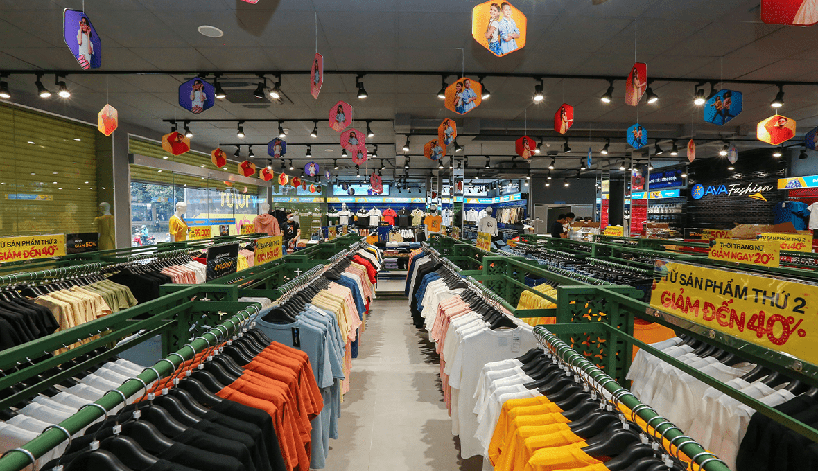 H&igrave;nh ảnh tại một cửa h&agrave;ng&nbsp;AVAFashion. Ảnh: dienmayxanh.com.