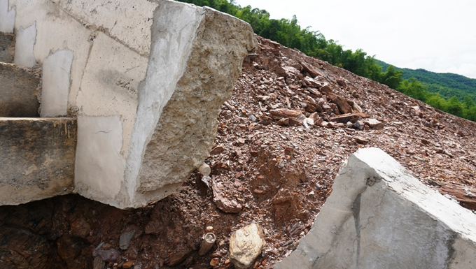 Dự &#225;n gần 37 tỷ vừa b&#224;n giao đ&#227; hư hỏng: Nh&#224; thầu tr&#250;ng nhiều dự &#225;n tại địa phương - Ảnh 4