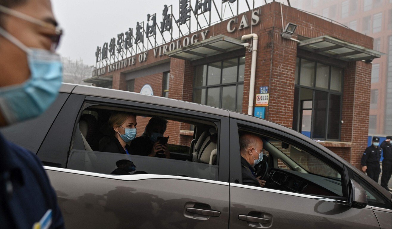 Nh&oacute;m c&aacute;c nh&agrave; khoa học WHO đến Viện Virus học Vũ H&aacute;n, Trung Quốc, hồi th&aacute;ng 2 năm 2021, trong cuộc điều tra giai đoạn 1 về nguồn gốc COVID-19. &nbsp;