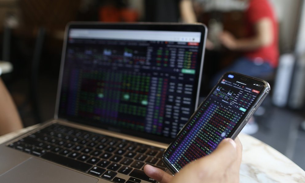 Lăng k&#237;nh chứng kho&#225;n 25/7: Thị trường c&#242;n tạo nền trước khi bứt tốc - Ảnh 1