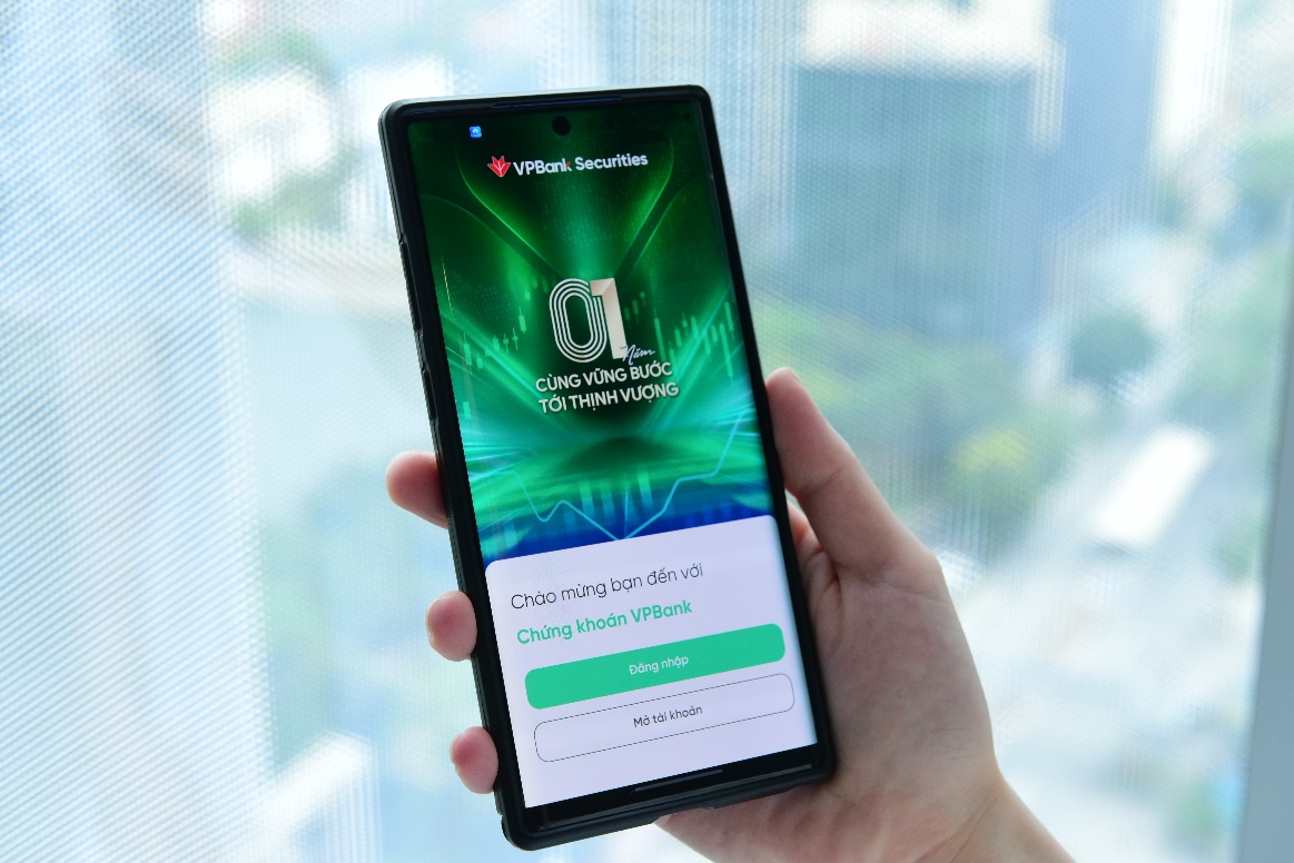 Giao dịch chứng khoán rinh ngay Iphone 14 Promax cùng VPBankS - Ảnh 1