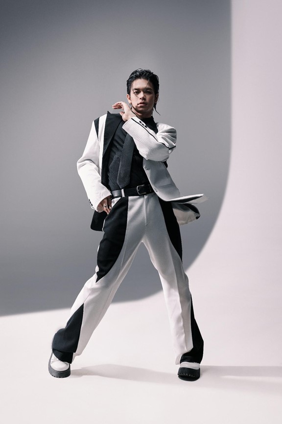 (S)TRONG Trọng Hiếu lần đầu xuất hiện tại Tây Ninh, fan râm ran chờ “Kho Báu” - Ảnh 2