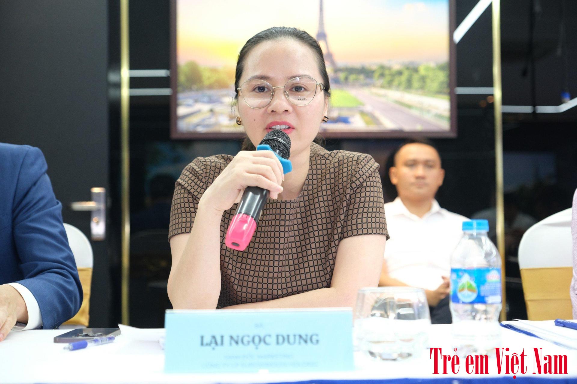 B&agrave; Lại Ngọc Dung chia sẻ những kinh nghiệm của Eurowindow Holding trong việc x&acirc;y dựng c&aacute;c dự &aacute;n chung cư, ch&uacute; trọng đến yếu tố an to&agrave;n v&agrave; tiện &iacute;ch cho trẻ em. Ảnh: Lại Cường