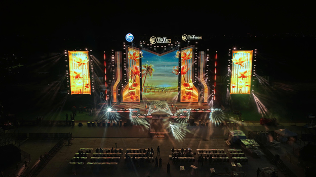 Th&#224;nh phố Thi&#234;n ni&#234;n kỷ T&amp;T City Millennia bừng s&#225;ng trước đại nhạc hội - Ảnh 7