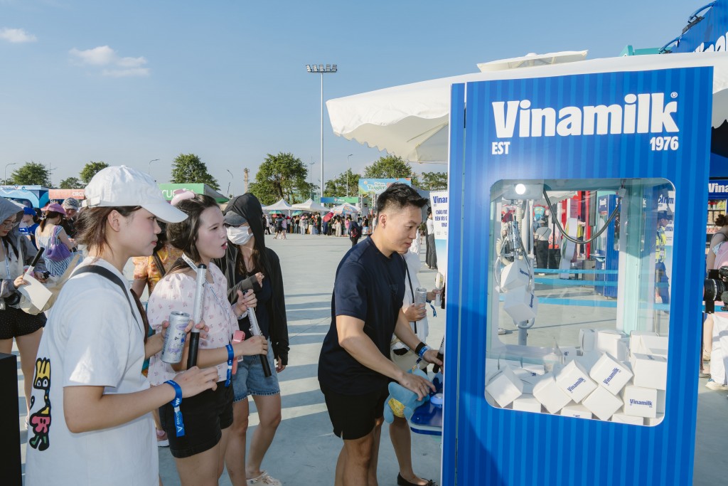 Nh&#236;n lại những khoảnh khắc “cực ch&#225;y” của Vinamilk tại V-Concert v&#224; V-Fest - Ảnh 9