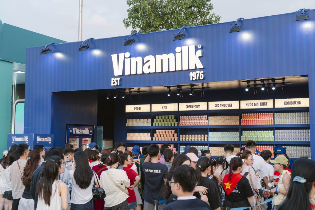 Nh&#236;n lại những khoảnh khắc “cực ch&#225;y” của Vinamilk tại V-Concert v&#224; V-Fest - Ảnh 3