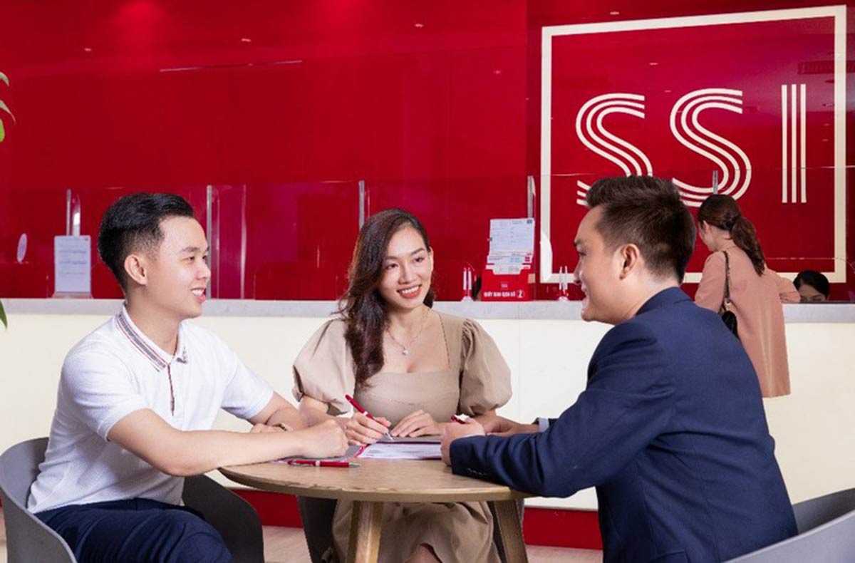 Chứng kho&#225;n SSI muốn vay 18.000 tỷ từ VietinBank - Ảnh 1