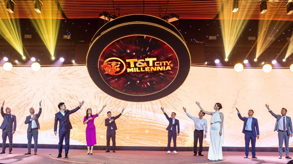 &nbsp;C&aacute;c đại biểu thực hiện nghi lễ Kick off dự &aacute;n