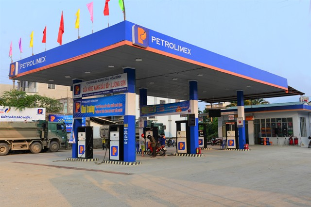 20 cơ sở nh&agrave; đất tại H&ograve;a B&igrave;nh do C&ocirc;ng ty Xăng dầu H&agrave; Sơn B&igrave;nh quản l&yacute; được giữ lại tiếp tục sử dụng như hiện nay. (Ảnh minh họa)