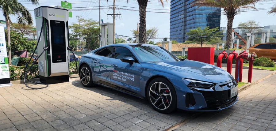 Tỷ phú Phạm Nhật Vượng dẫn đầu thị trường tỷ USD của tương lai - Ảnh 1