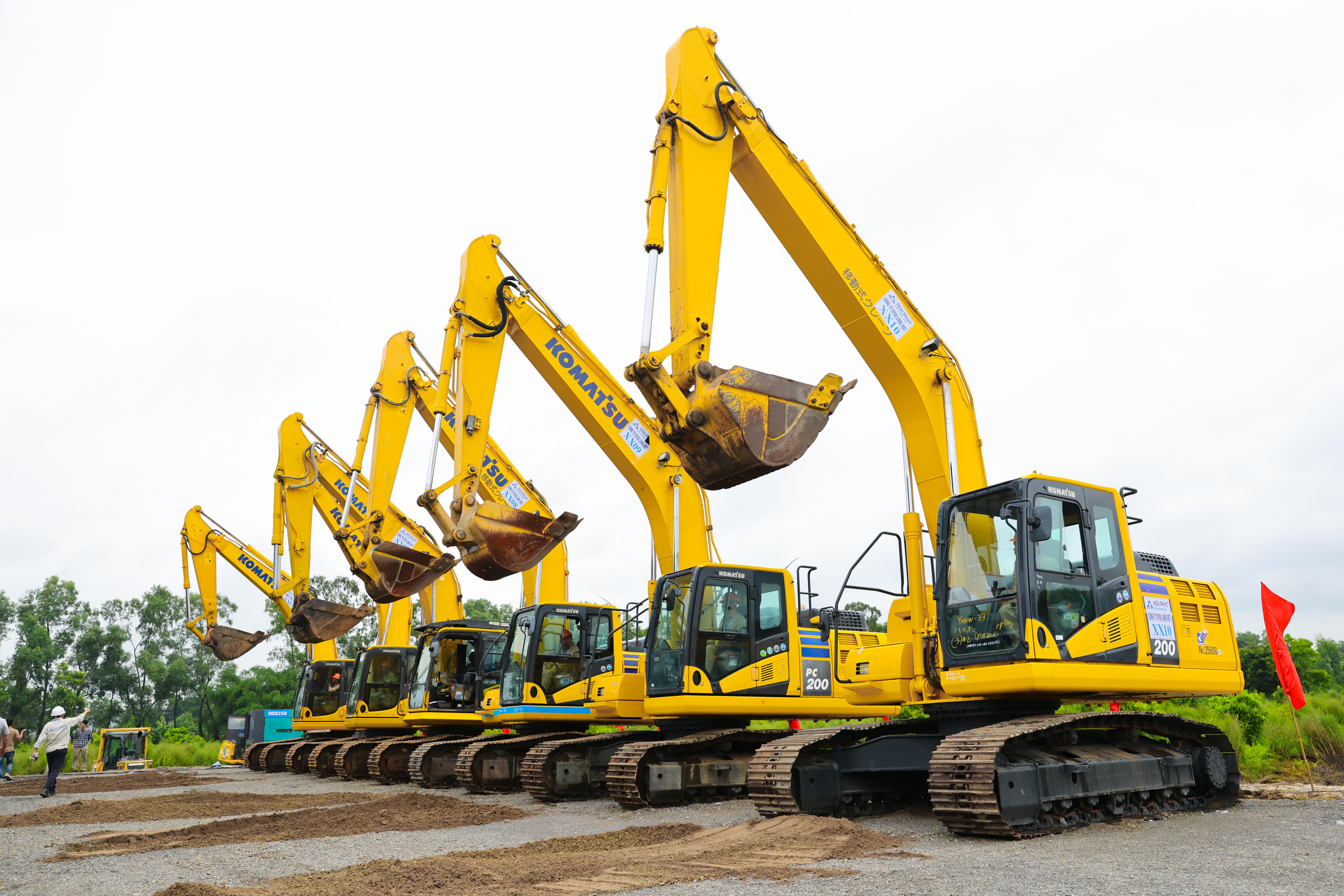 H&#242;a Ph&#225;t khởi c&#244;ng dự &#225;n khu nh&#224; ở c&#244;ng nh&#226;n, nh&#224; ở x&#227; hội KCN Y&#234;n Mỹ II gần 5.000 tỷ đồng - Ảnh 5