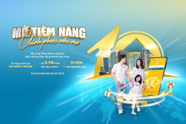 Kh&aacute;ch h&agrave;ng gửi tiết kiệm online được hưởng mức l&atilde;i suất cao hơn so với gửi tại quầy &nbsp;