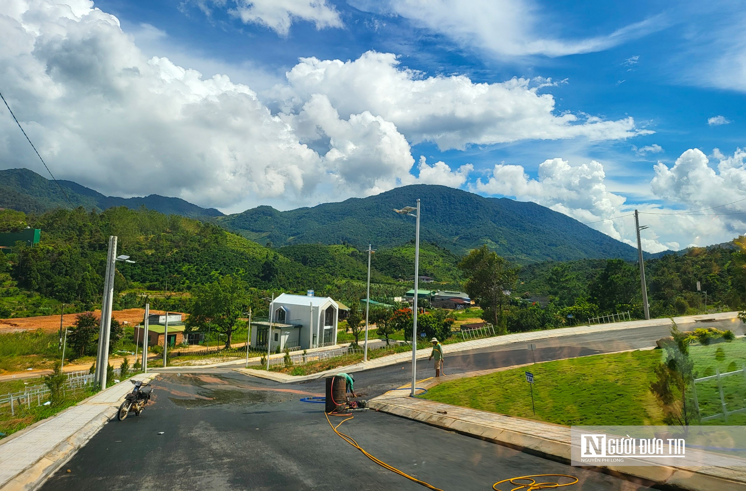 Diện t&iacute;ch tối thiểu được ph&eacute;p t&aacute;ch thửa ở L&acirc;m Đồng l&agrave; 40m2, &aacute;p dụng cho nh&agrave; phố ở đ&ocirc; thị, k&egrave;m điều kiện mặt tiếp gi&aacute;p đường từ 4m.