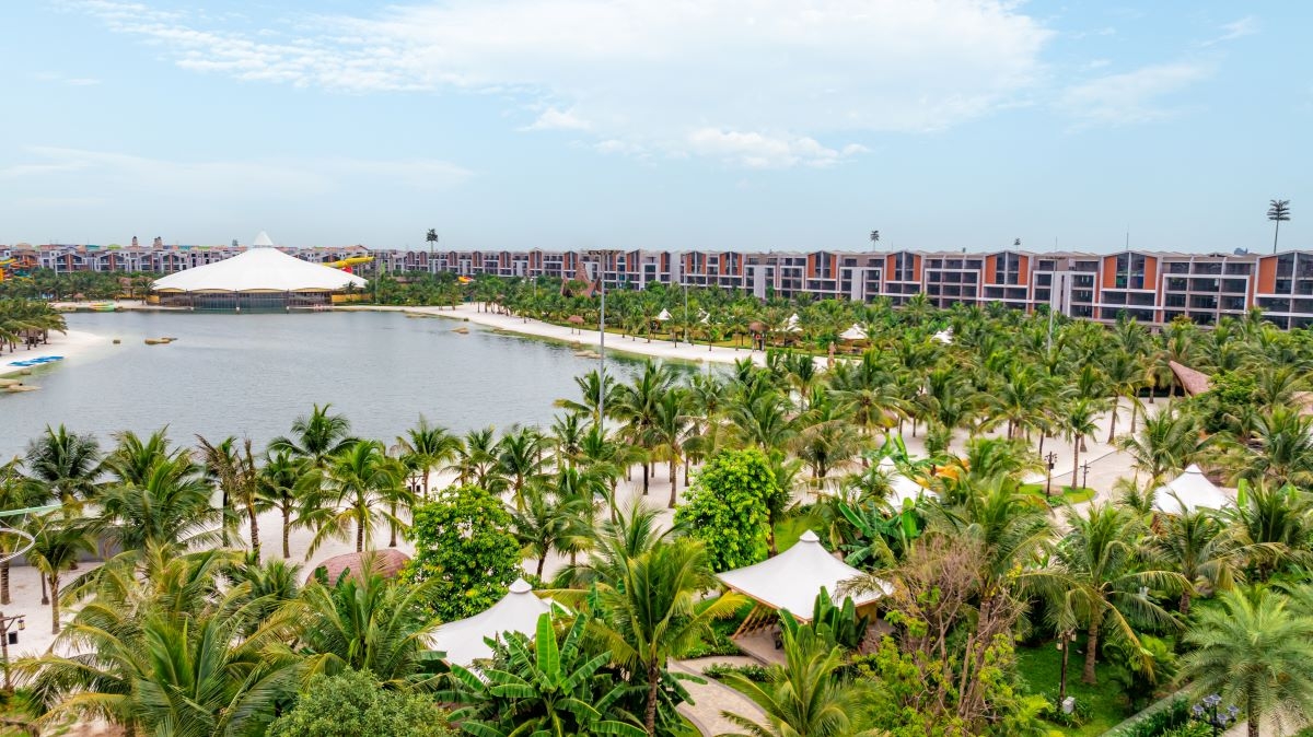 Chất sống nghỉ dưỡng đậm phong vị biển khơi của Vịnh Thiên Đường - Ảnh 1