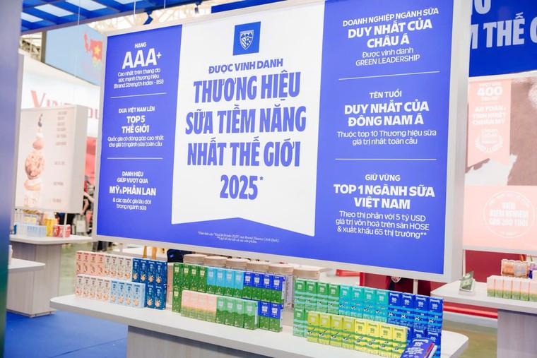 Kh&#244;ng gian trưng b&#224;y v&#224; trải nghiệm của Vinamilk h&#250;t kh&#225;ch tại Triển l&#227;m th&#224;nh tựu đất nước 80 năm - Ảnh 2