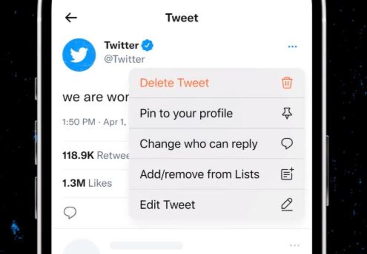 T&iacute;nh năng mới cho ph&eacute;p người d&ugrave;ng sửa văn bản v&agrave; bổ sung hashtag v&agrave;o một tweet trong v&ograve;ng 30 ph&uacute;t kể từ khi tweet được đăng lần đầu. Ảnh minh họa:&nbsp;Bloomberg