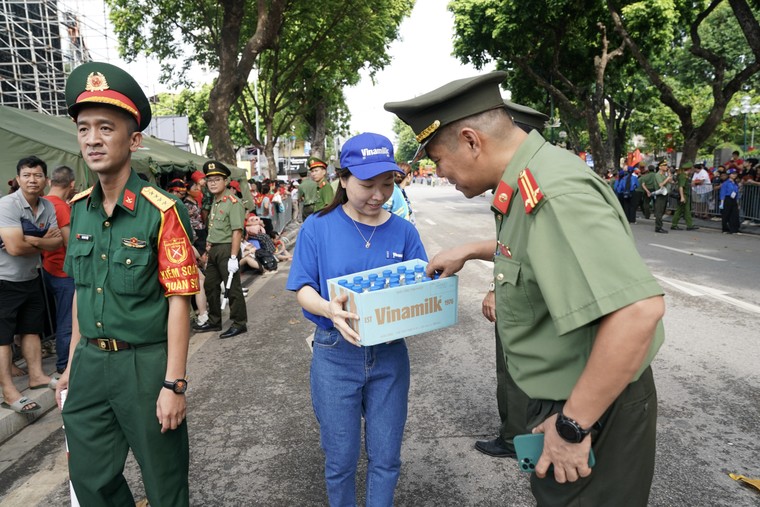 Gần 1 triệu sản phẩm Vinamilk tiếp sức cho đại lễ kỷ niệm 80 năm Quốc kh&#225;nh 2/9 - Ảnh 6