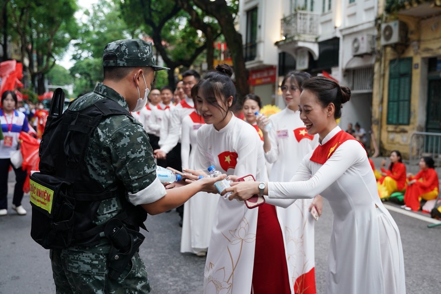 Gần 1 triệu sản phẩm Vinamilk tiếp sức cho đại lễ kỷ niệm 80 năm Quốc kh&#225;nh 2/9 - Ảnh 1