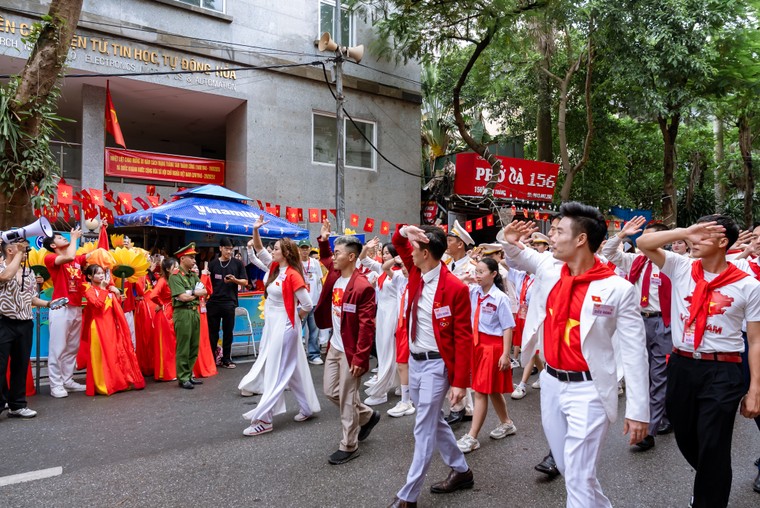 Vinamilk h&#242;a nhịp c&#249;ng triệu tr&#225;i tim mừng 80 năm Quốc kh&#225;nh - Ảnh 10