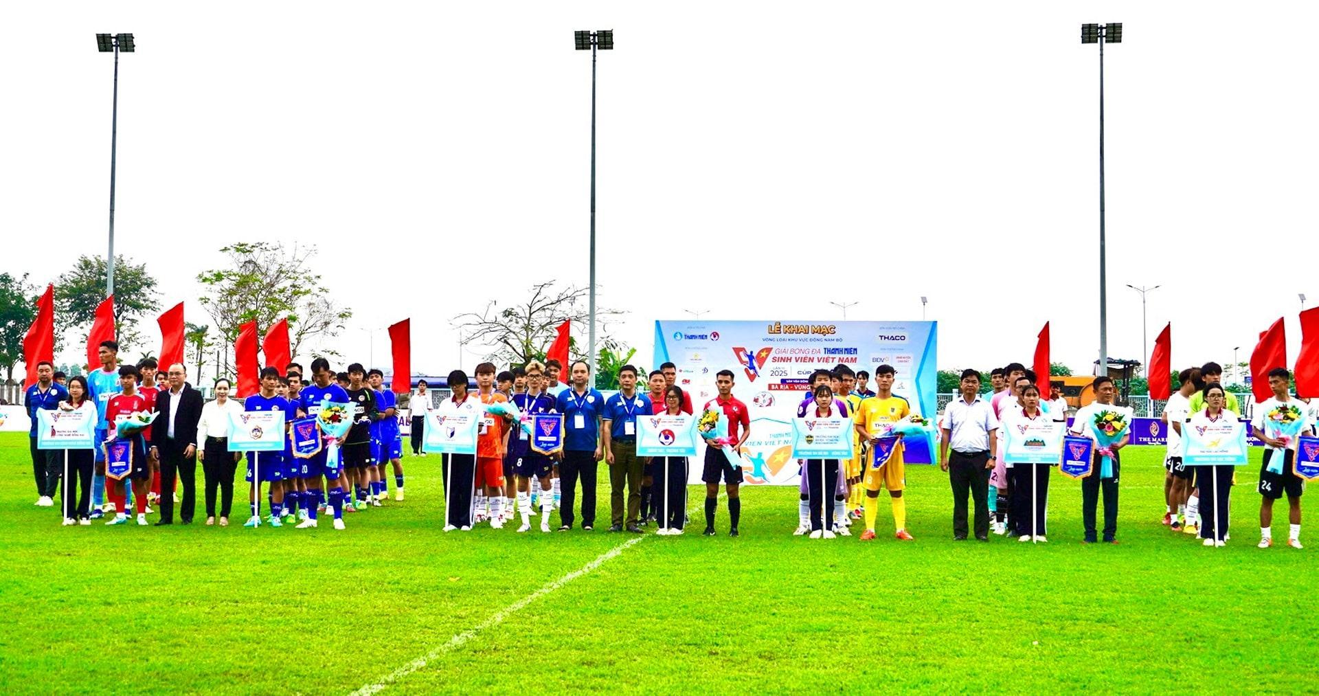 6 đội b&oacute;ng tham gia tranh t&agrave;i giải TNSV THACO Cup 2025 tại khu vực Đ&ocirc;ng Nam Bộ.