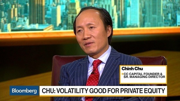 Tỷ ph&uacute; Ch&iacute;nh Chu trong một lần xuất hiện tr&ecirc;n Bloomberg. Ảnh: Bloomberg&nbsp;