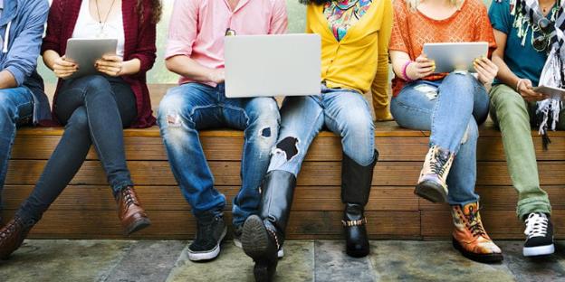 Dạy học kết hợp trong bối cảnh Covid-19 to&#224;n cầu - Ảnh 4