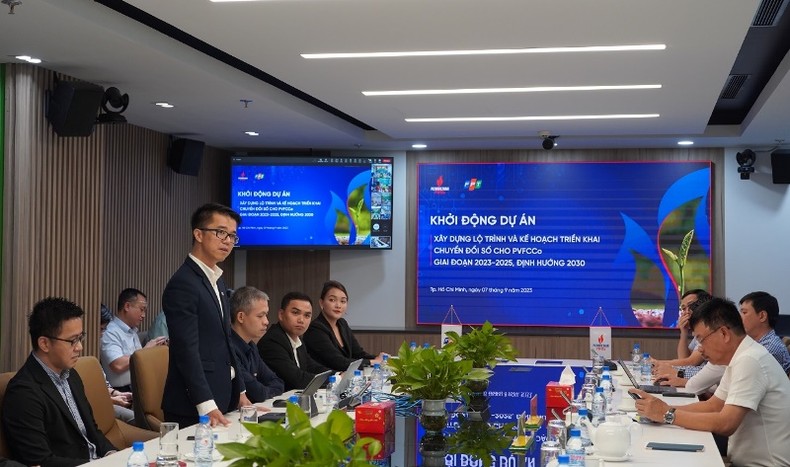 Thay mặt FPT Digital, &ocirc;ng L&ecirc; H&ugrave;ng Cường, Gi&aacute;m đốc Dự &aacute;n cam kết sẽ huy động mọi nguồn lực tốt nhất, &aacute;p dụng mọi kinh nghiệm đ&atilde; c&oacute; để thực hiện dự &aacute;n th&agrave;nh c&ocirc;ng. &nbsp;