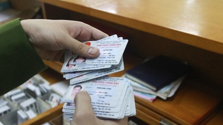 Cảnh gi&#225;c với chi&#234;u tr&#242; lừa chụp CCCD/CMND đề vay t&#237;n dụng đen - Ảnh 2