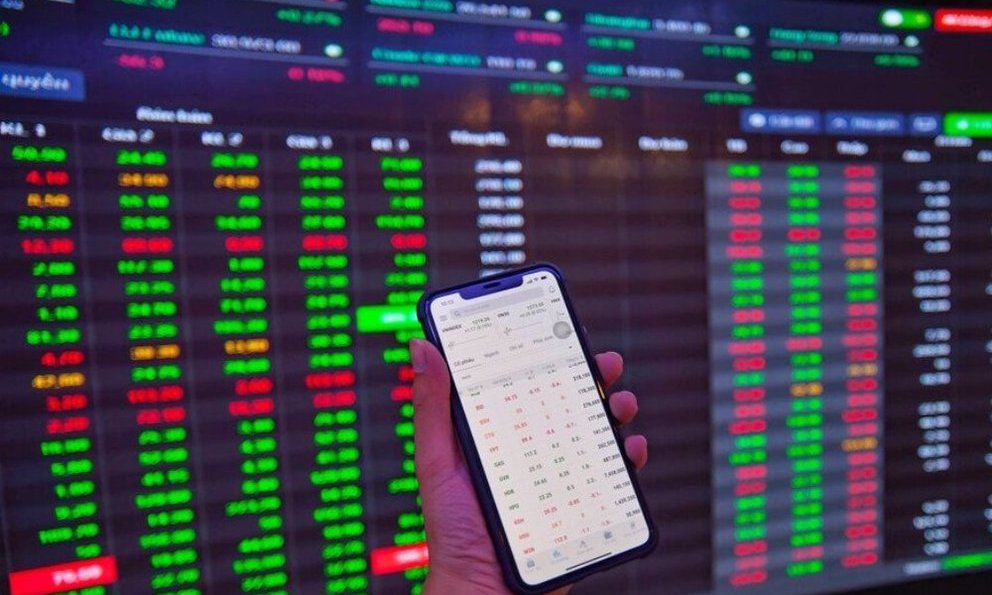 Lăng k&#237;nh chứng kho&#225;n 15/9: Thị trường vẫn sẽ gặp rung lắc - Ảnh 1