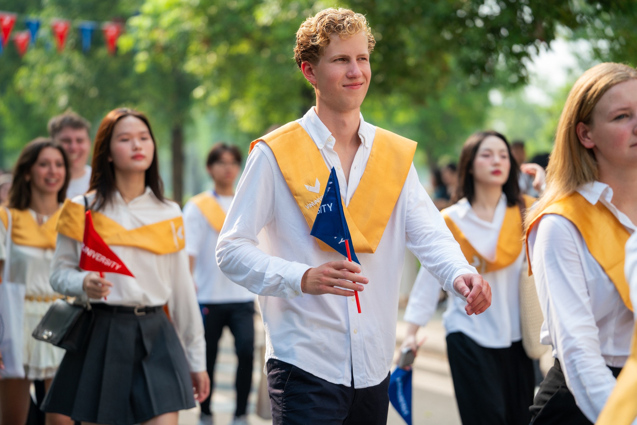 Các tân sinh viên của VinUni hân hoan trong ngày tựu trường đầu tiên