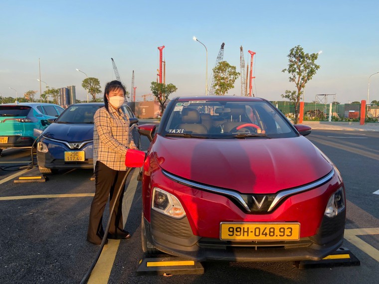 C&#243; g&#236; b&#234;n trong trạm sạc V-Green lớn nhất cả nước? - Ảnh 3