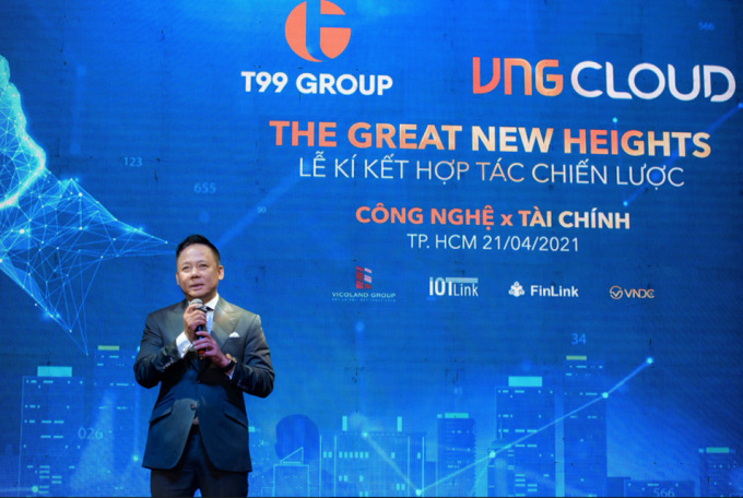 Trong h&agrave;nh ch&iacute;nh x&acirc;y dựng Vicoland Group trở th&agrave;nh một thương hiệu địa ốc tiếng tăm, c&ugrave;ng với đ&oacute; l&agrave; những T99, C99 v&agrave; VSG Group, &ocirc;ng B&ugrave;i Đức Long cần huy động lượng tiền &ldquo;dồi d&agrave;o&rdquo; từ b&ecirc;n ngo&agrave;i.