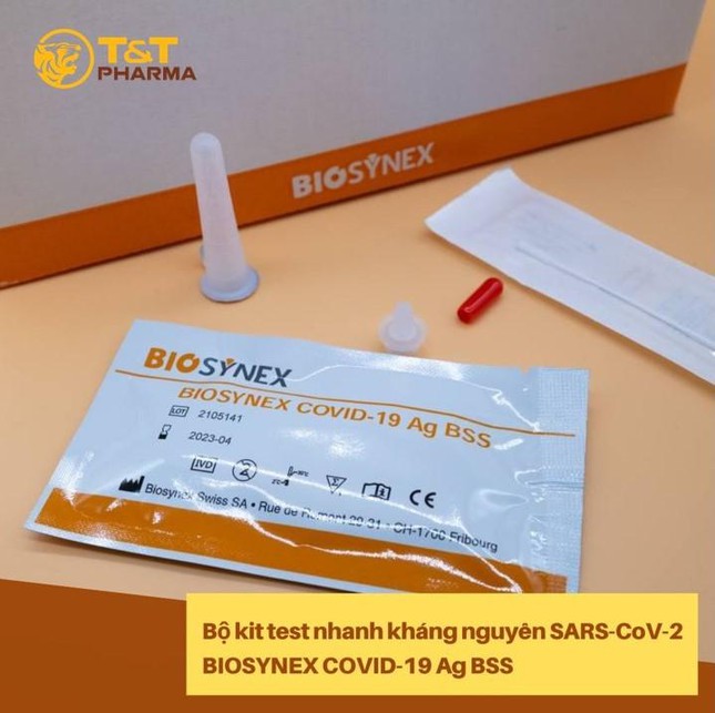 Loại kit x&eacute;t nghiệm m&agrave; T&amp;T Group v&agrave; Ng&acirc;n h&agrave;ng SHB hỗ trợ TP Hồ Ch&iacute; Minh được sản xuất tại Thuỵ Sỹ, đảm bảo chứng nhận theo ti&ecirc;u chuẩn của Ph&aacute;p v&agrave; được Bộ Y tế cấp ph&eacute;p sử dụng tại Việt Nam &nbsp;