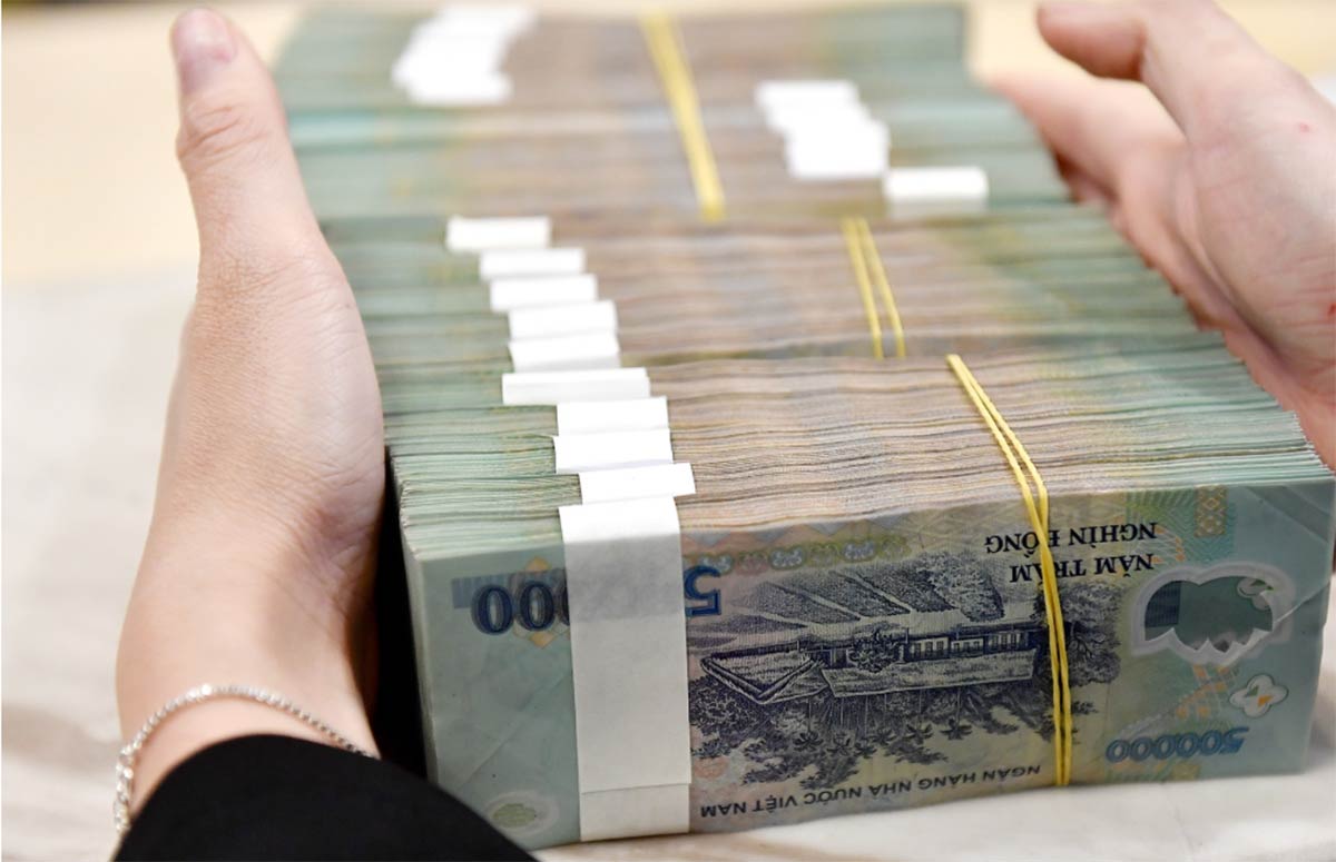 Ai phải b&#225;o c&#225;o khi chuyển khoản từ 500 triệu để chống rửa tiền? - Ảnh 1