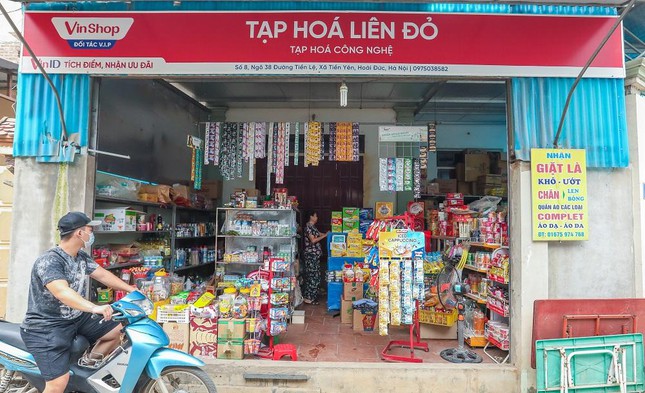 VinShop &#39;phủ đỏ&#39; mọi ng&#245; ng&#225;ch, đưa tạp h&#243;a l&#234;n đời c&#244;ng nghệ - Ảnh 8