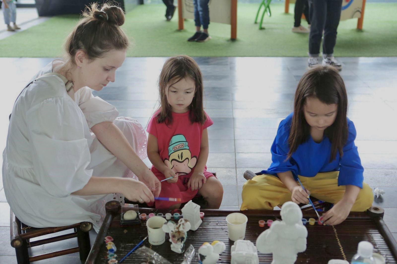 Cư d&acirc;n nước ngo&agrave;i sinh sống tại Sunshine City c&oacute; cơ hội trải nghiệm nhiều hoạt động bổ &iacute;ch v&agrave; l&yacute; th&uacute;