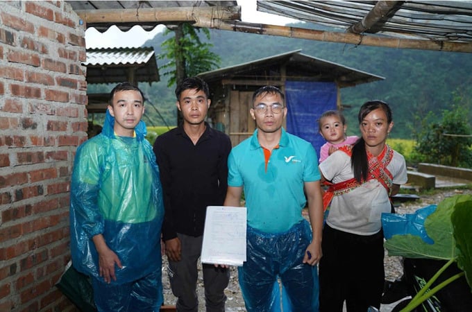 Tập đo&agrave;n Vingroup hỗ trợ khẩn cấp 500 tỷ đồng cho đồng b&agrave;o bị thiệt hại do b&atilde;o Bualoi (Ảnh: Vingroup).