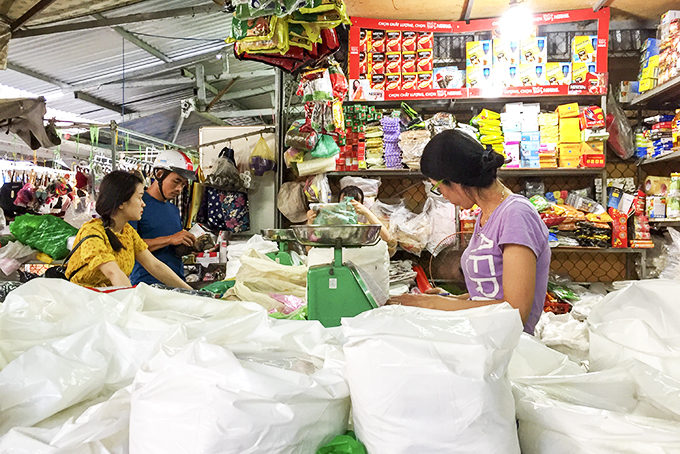 Đề xuất miễn thuế ho&agrave;n to&agrave;n cho hộ kinh doanh trong qu&yacute; 3 v&agrave; qu&yacute; 4.