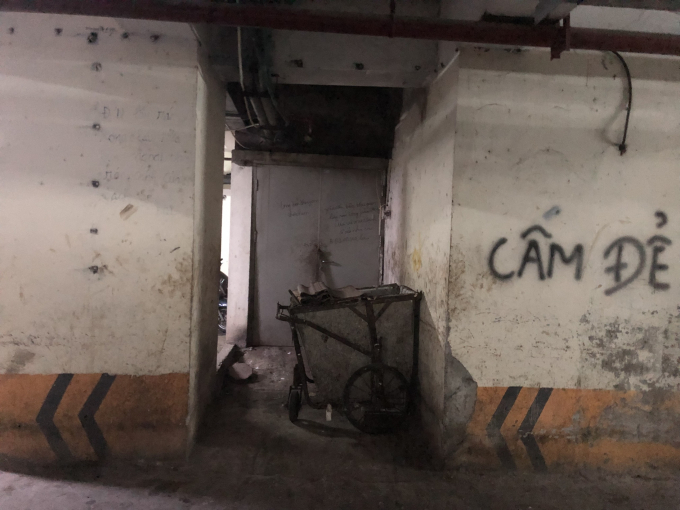 T&igrave;nh trạng &ocirc; nhiễm kh&ocirc;ng kh&iacute;, ảnh hưởng đến sức khỏe v&agrave; mĩ quan t&ograve;a nh&agrave;.