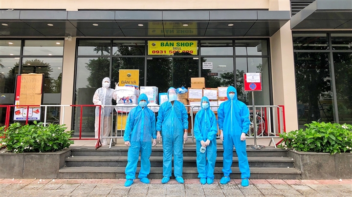 Những cộng đồng văn minh, gắn kết, thể hiện t&igrave;nh l&agrave;ng nghĩa x&oacute;m, h&igrave;nh th&agrave;nh ngay trong những đ&ocirc; thị hiện đại nhất như Vinhomes Ocean Park (Nguồn: Nh&oacute;m cư d&acirc;n Vinhomes Ocean Park - Nơi M&igrave;nh Sống)